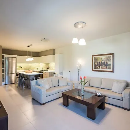 Blue Aura Family Appartement *